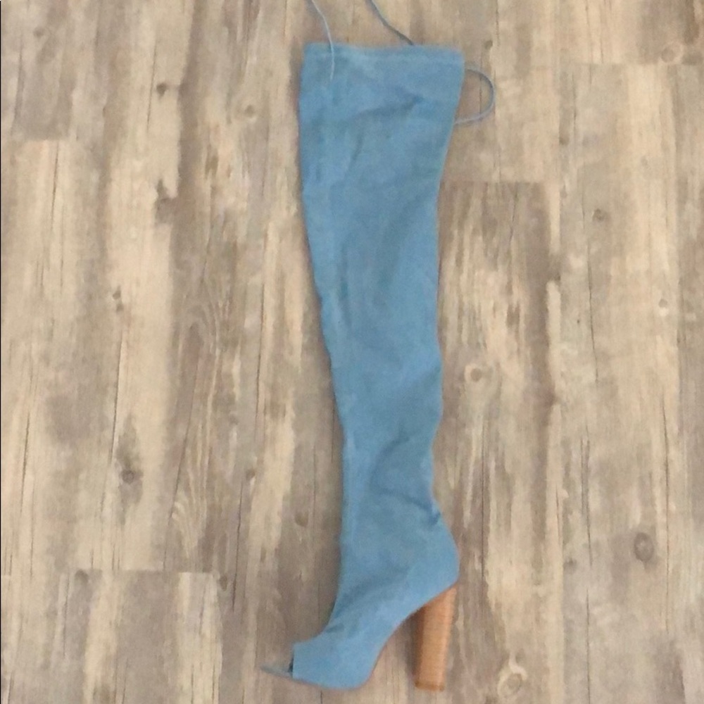 Jean thigh boots with lace in the above the back